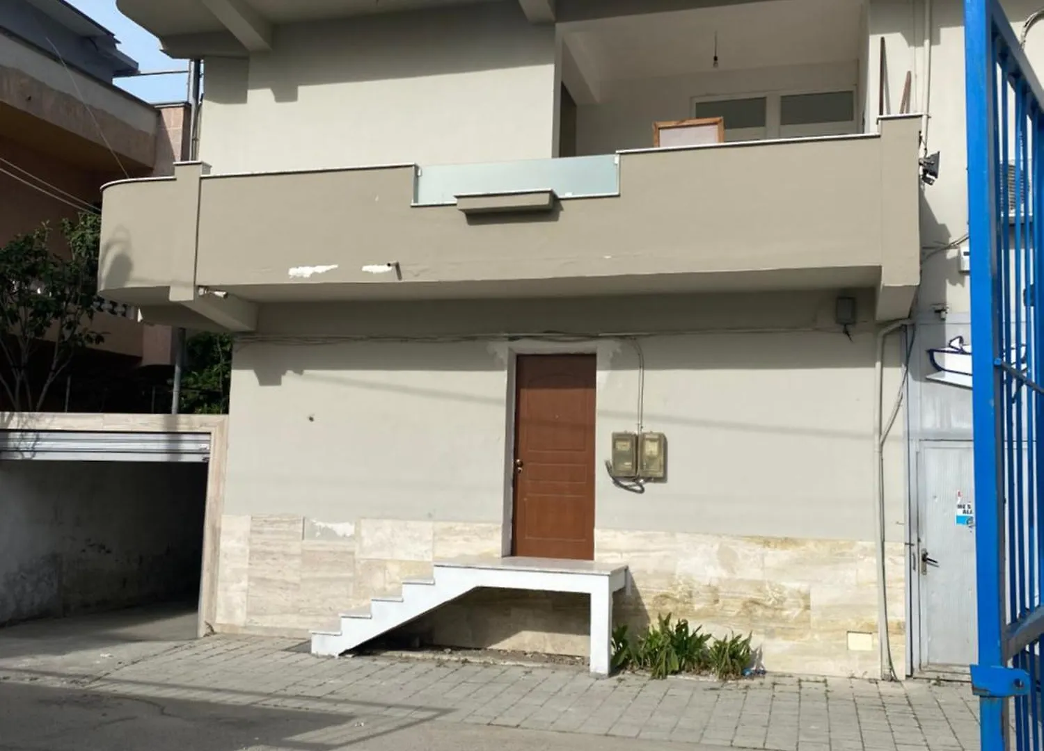 Guest house Henri'S Apartament Durres